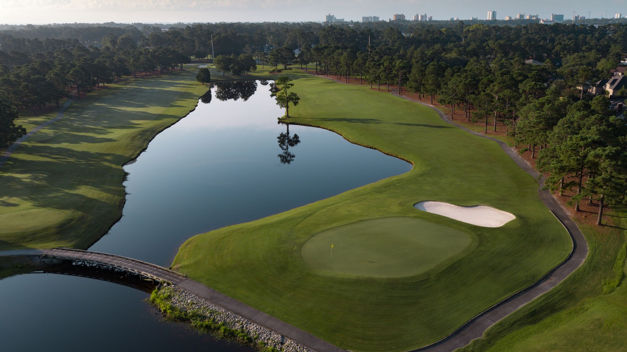 Family Golf Week Names Geri Weldon Parent of the Year